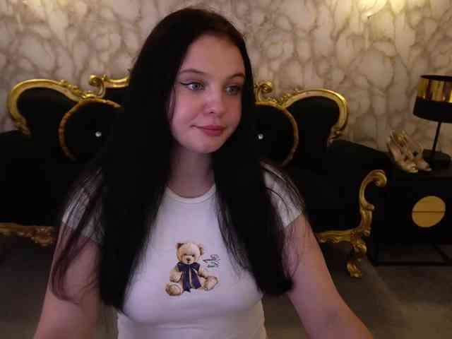 SnowWhiti SnowWhiti