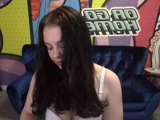 SnowWhiti - Girl 