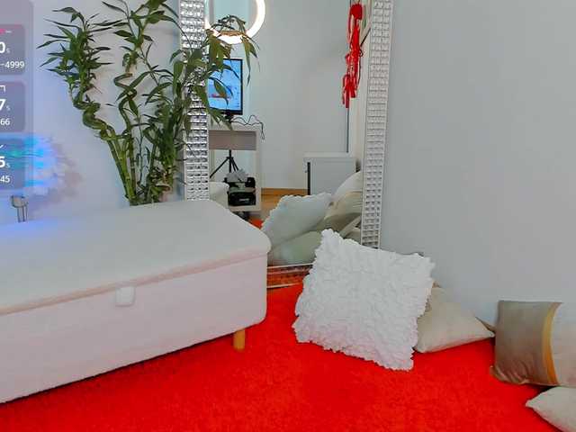 JoyfullRosse live cam on BongaCams