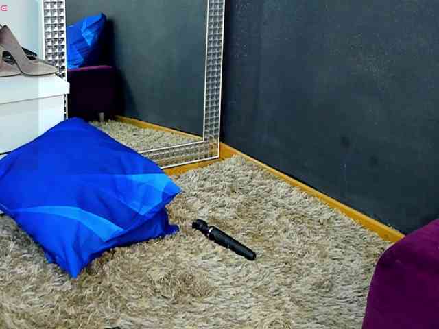 MiraPleasure_ webcam