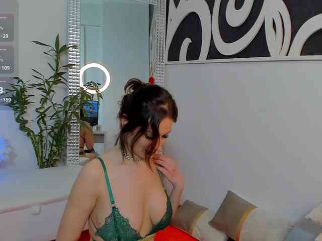 MiraPleasure_