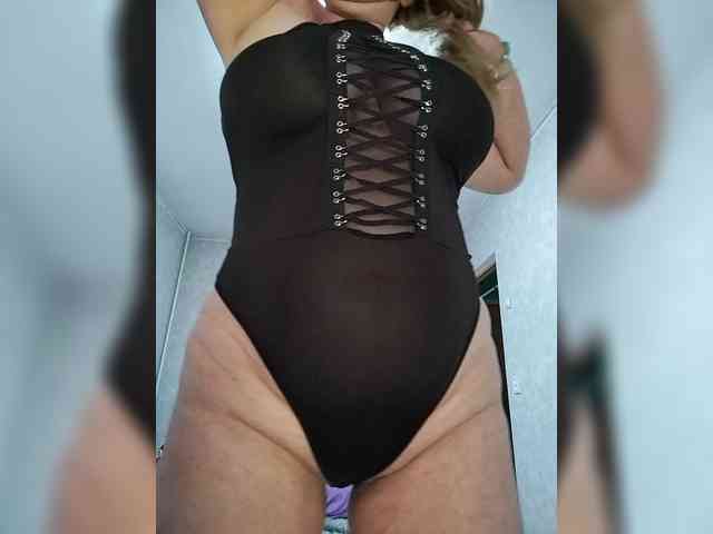 -BIG-TITS-BABE- webcam
