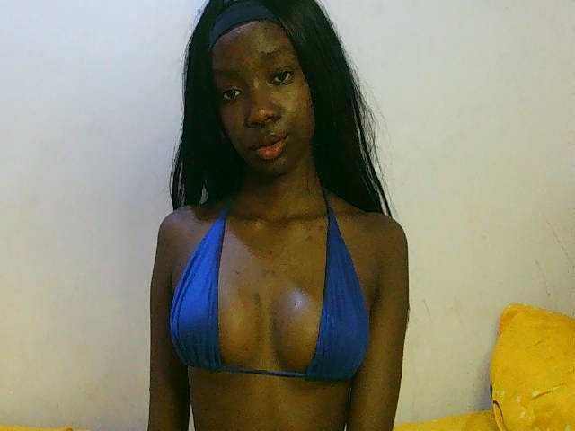 Alixeres live webcam show