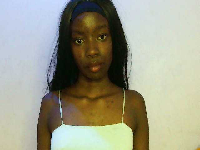 Alixeres live cam on BongaCams