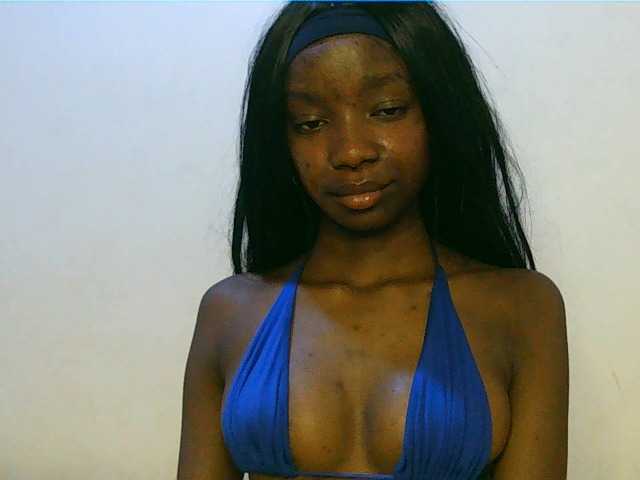 Alixeres Cam en directo en BongaCams