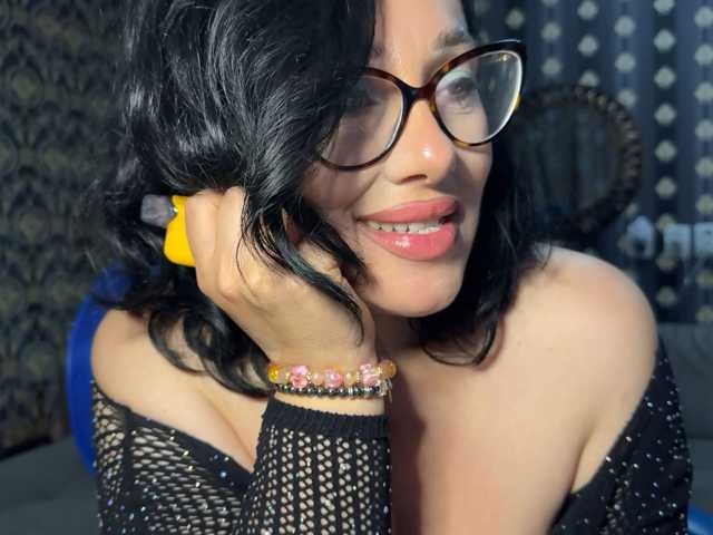 AnnaAnnna live cam on BongaCams
