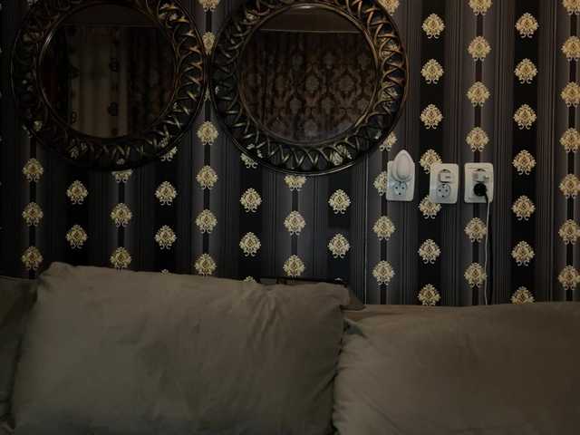 AnnaAnnna live webcam show