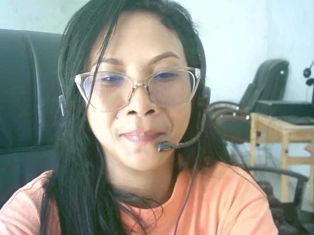 Xmillo live cam on BongaCams