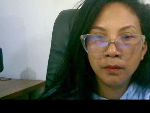 Xmillo live cam on BongaCams