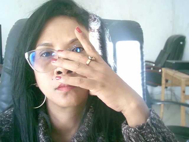 Xmillo live cam on BongaCams