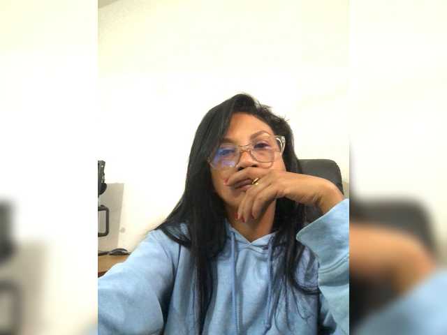Xmillo live cam on BongaCams