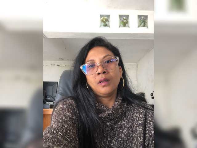 Xmillo live cam on BongaCams