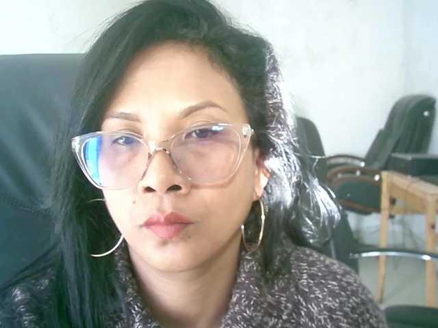 Xmillo live cam on BongaCams