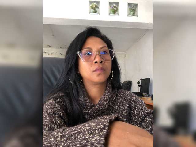 Xmillo live cam on BongaCams
