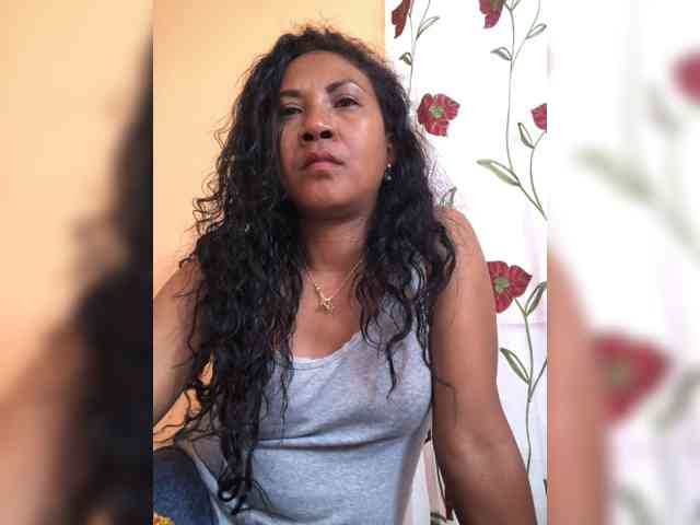 Xmillo's webcam live show