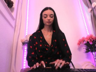 RachelRavee Porn Show