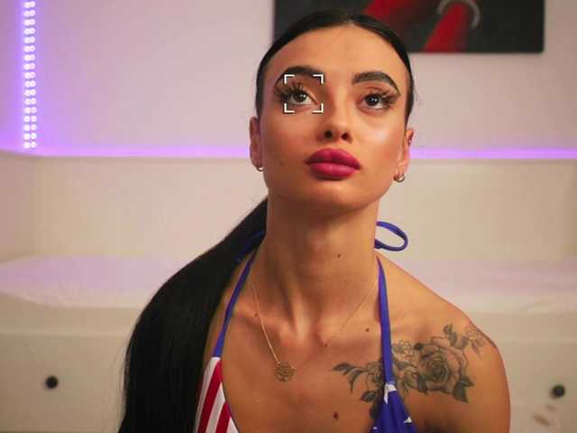 RachelRavee live cam on BongaCams