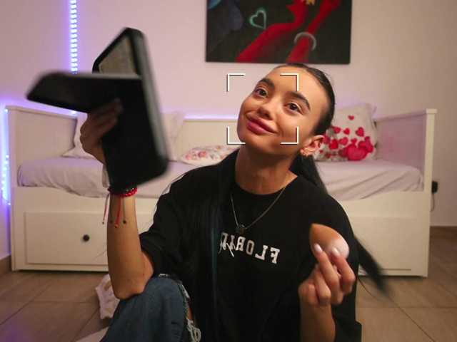 RachelRavee live cam on BongaCams