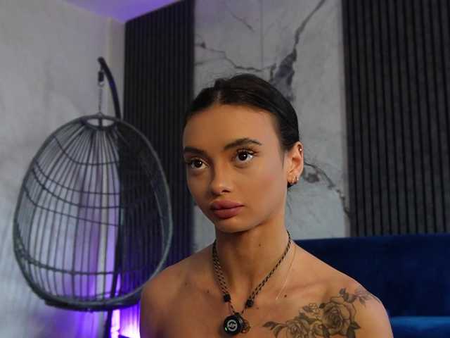 RachelRavee live cam on BongaCams