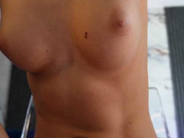 RachelRavee live cam on BongaCams
