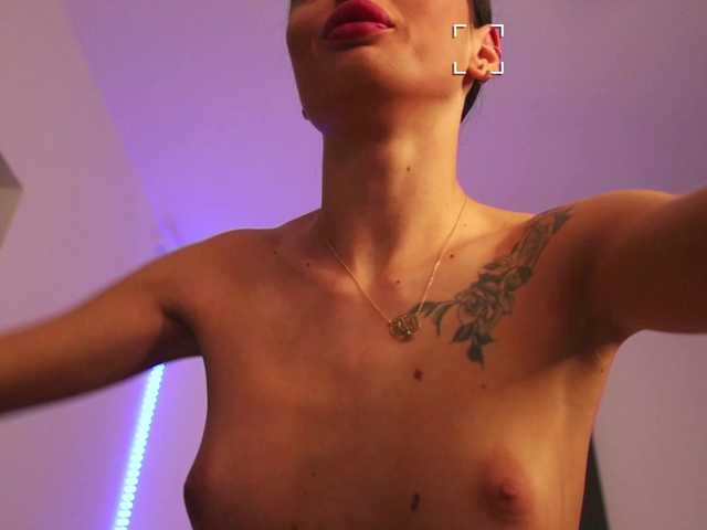 RachelRavee live cam on BongaCams