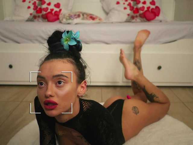 RachelRavee live cam on BongaCams