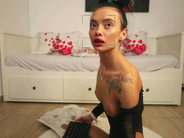 RachelRavee live cam on BongaCams