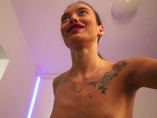 RachelRavee live cam on BongaCams