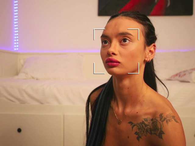 RachelRavee live cam