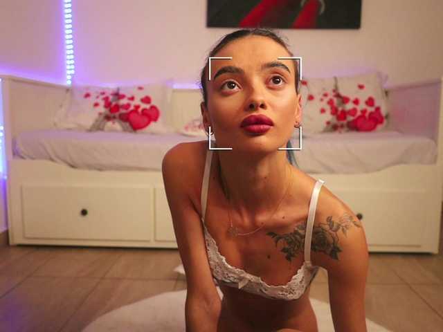 RachelRavee live cam on BongaCams