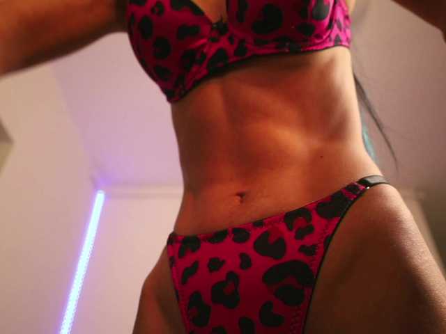 RachelRavee live cam on BongaCams