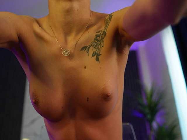 RachelRavee's BongaCams show and profile