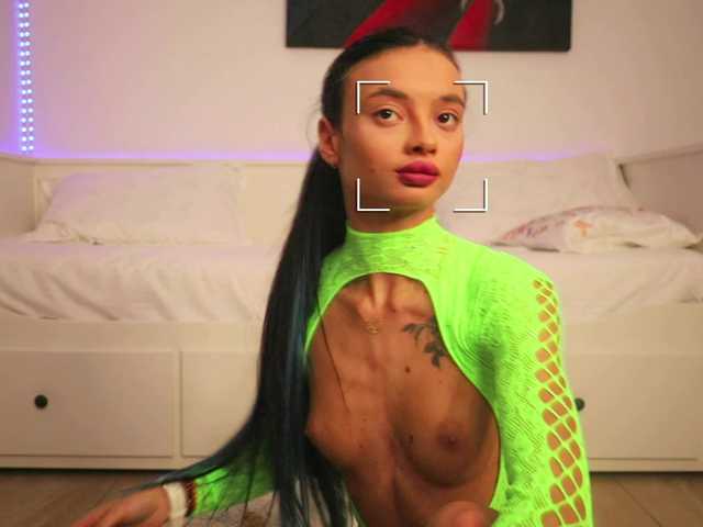RachelRavee live cam on BongaCams