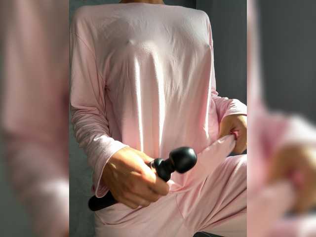 Viki-05 live cam on BongaCams