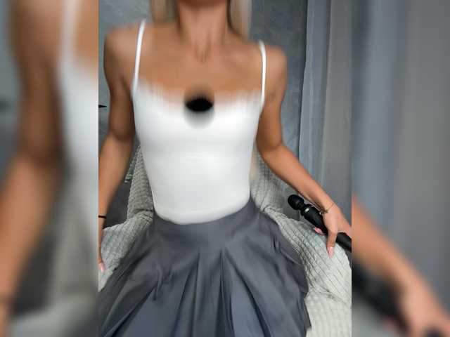 Viki-05 live cam on BongaCams
