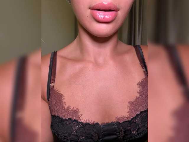 go to chat with Viki-05