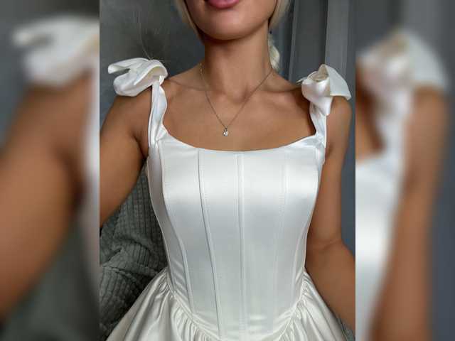 Viki-05 live cam on BongaCams