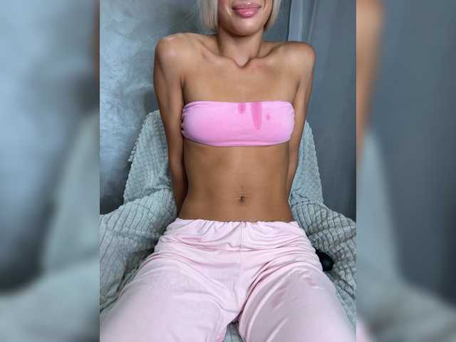 viki-05 live sex show
