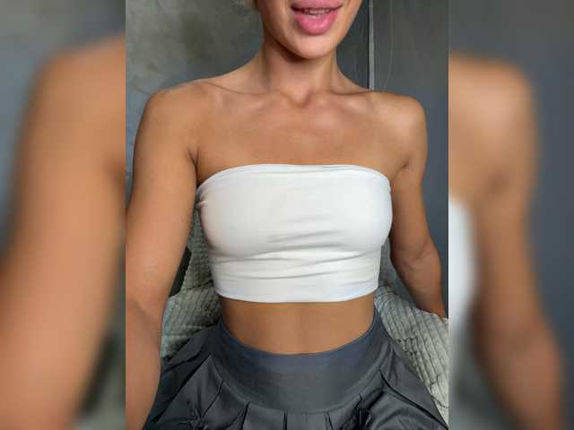 Viki-05 live cam on BongaCams