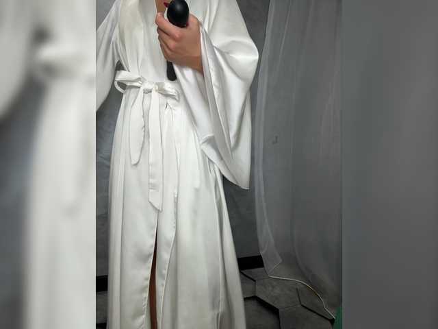 Viki-05 live cam on BongaCams