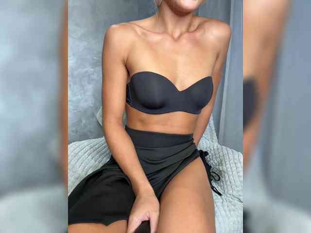 Viki-05 Sex Cam Show