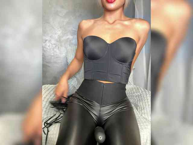 random webcam chat Viki-05