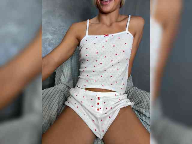 Viki-05 Sex Cam Show
