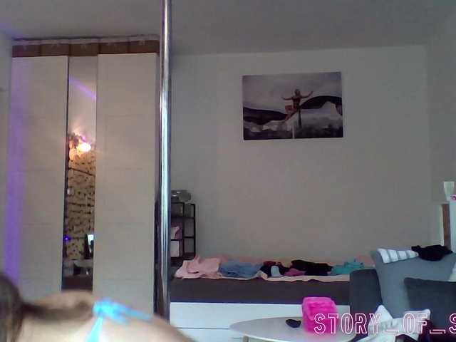 Sarahrose live cam on BongaCams
