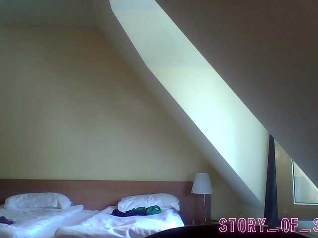 Sarahrose live cam on BongaCams