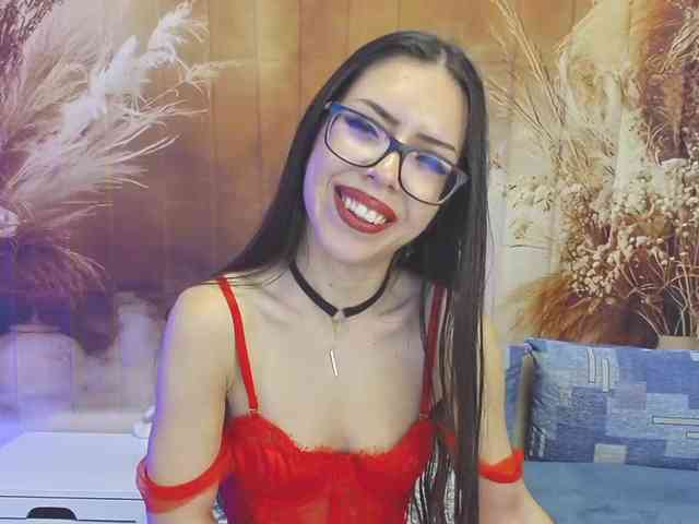 EmaMiller webcam