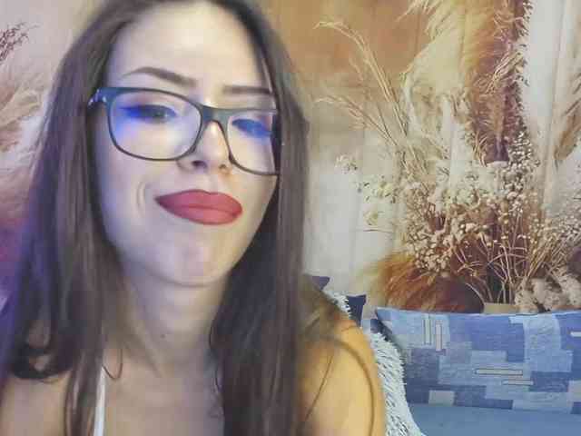 EmaMiller webcam
