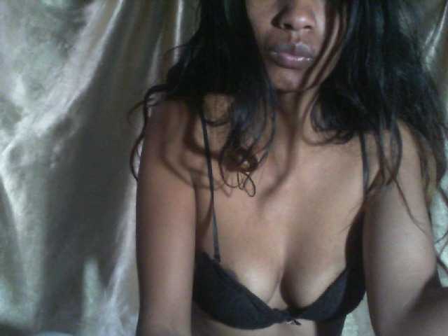 Mumul live cam on BongaCams