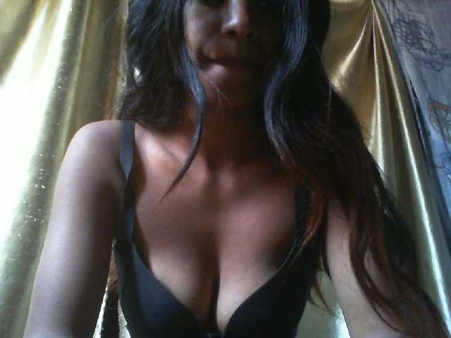Mumul live cam on BongaCams