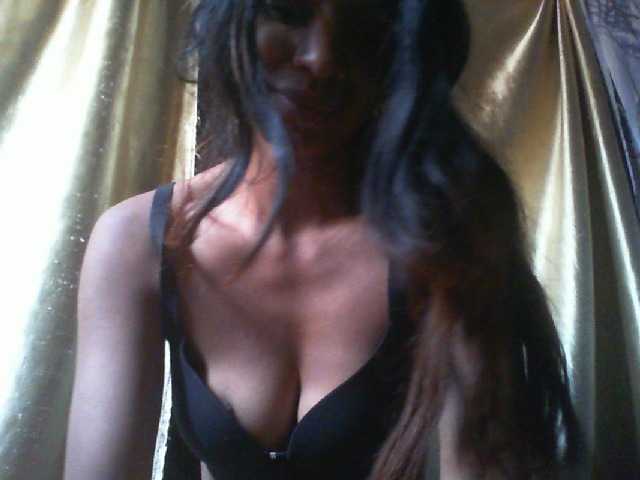 Mumul live webcam show